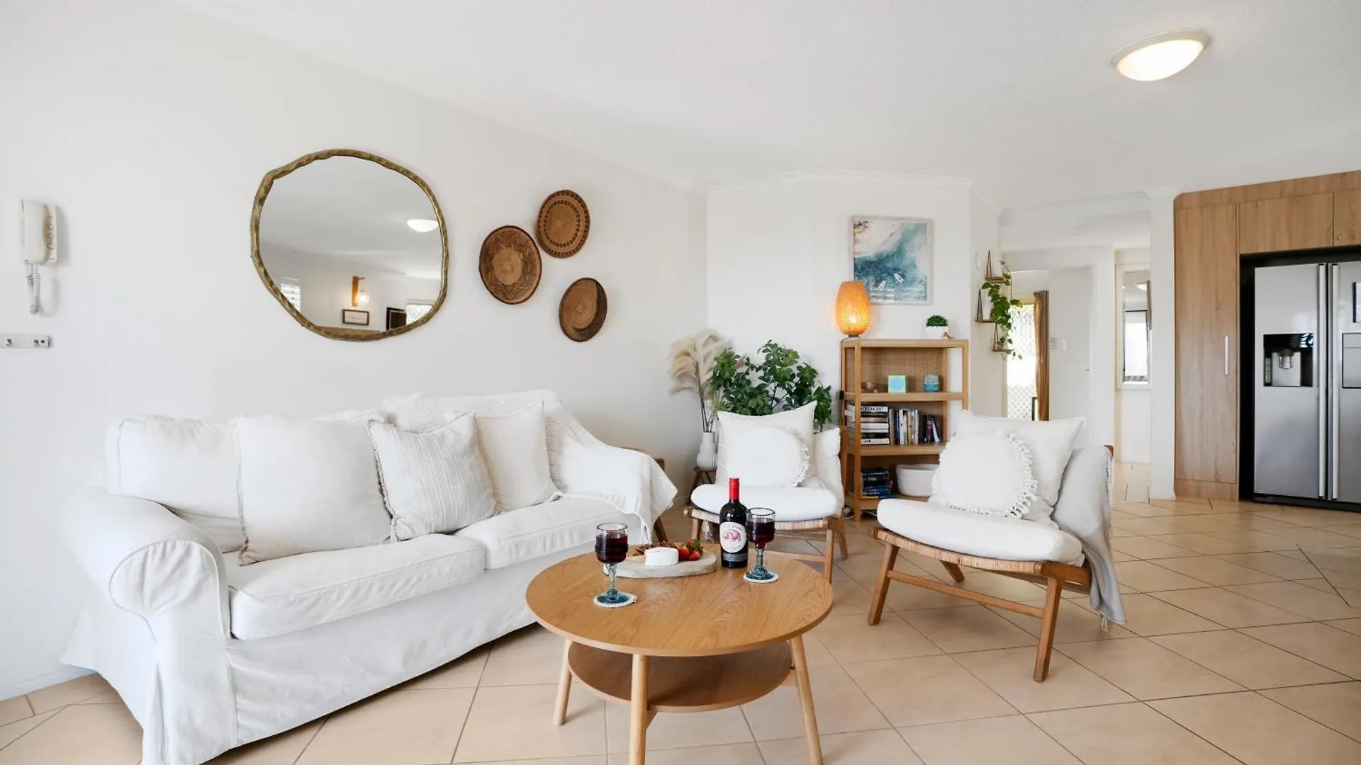 Apartment Highwater Haven - Ocean View Apartment. 300M To Beach. Pet Friendly Alexandra Headland Australia